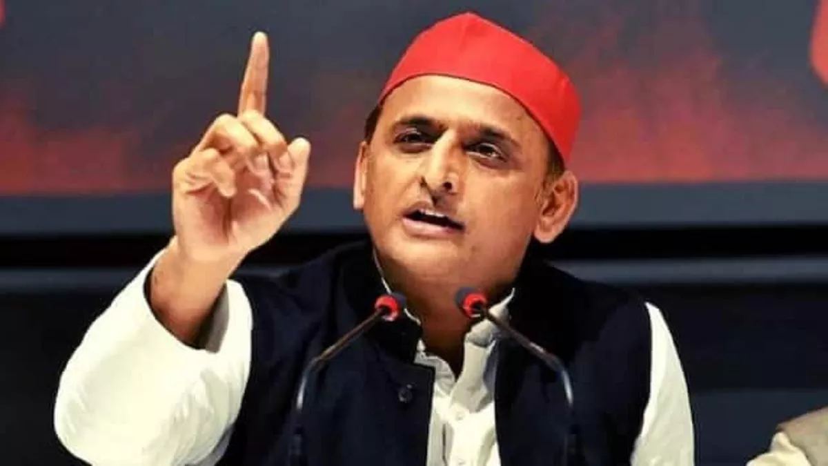 अतीक अहमद और अशरफ की हत्या को लेकर अखिलेश यादव ने उठाया कानून व्यवस्था पर सवाल, कहा ‘यह ऊपर के इशारे के बिना नहीं हो सकता’
