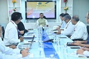 विद्युत मंत्री आर के सिंह ने सुबनसिरी लोअर हाइड्रोइलेक्ट्रिक परियोजना के निर्माण की प्रगति और सुरक्षा पहलुओं की , की समीक्षा