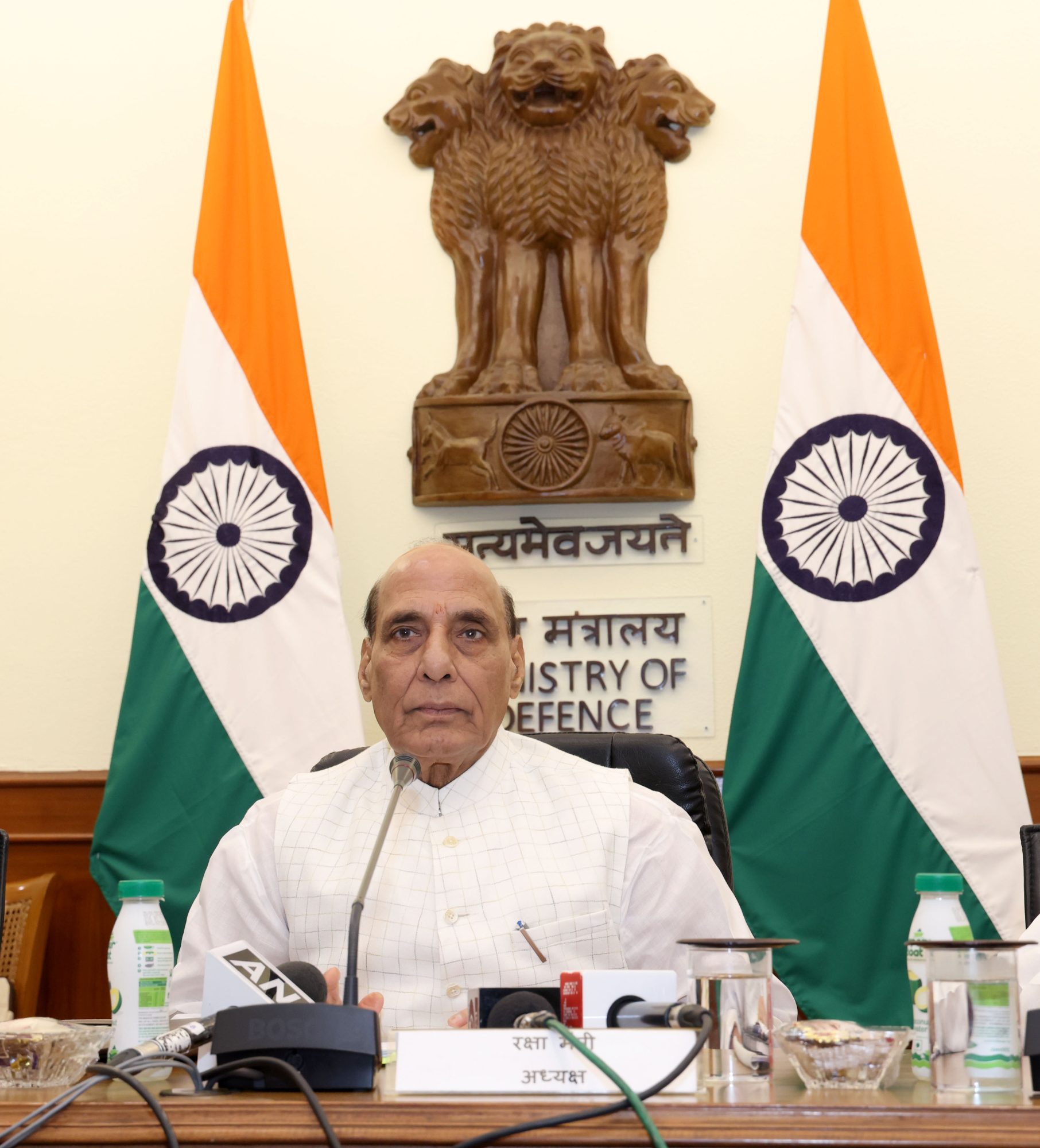 विश्व पटल पर हिंदी का दिनोदिन बढ़ रहा है प्रसार, बढ़ती प्रतिष्ठा के चलते आज हिंदी सीखना समय की मांग हो गयी है : रक्षा मंत्री राजनाथ सिंह