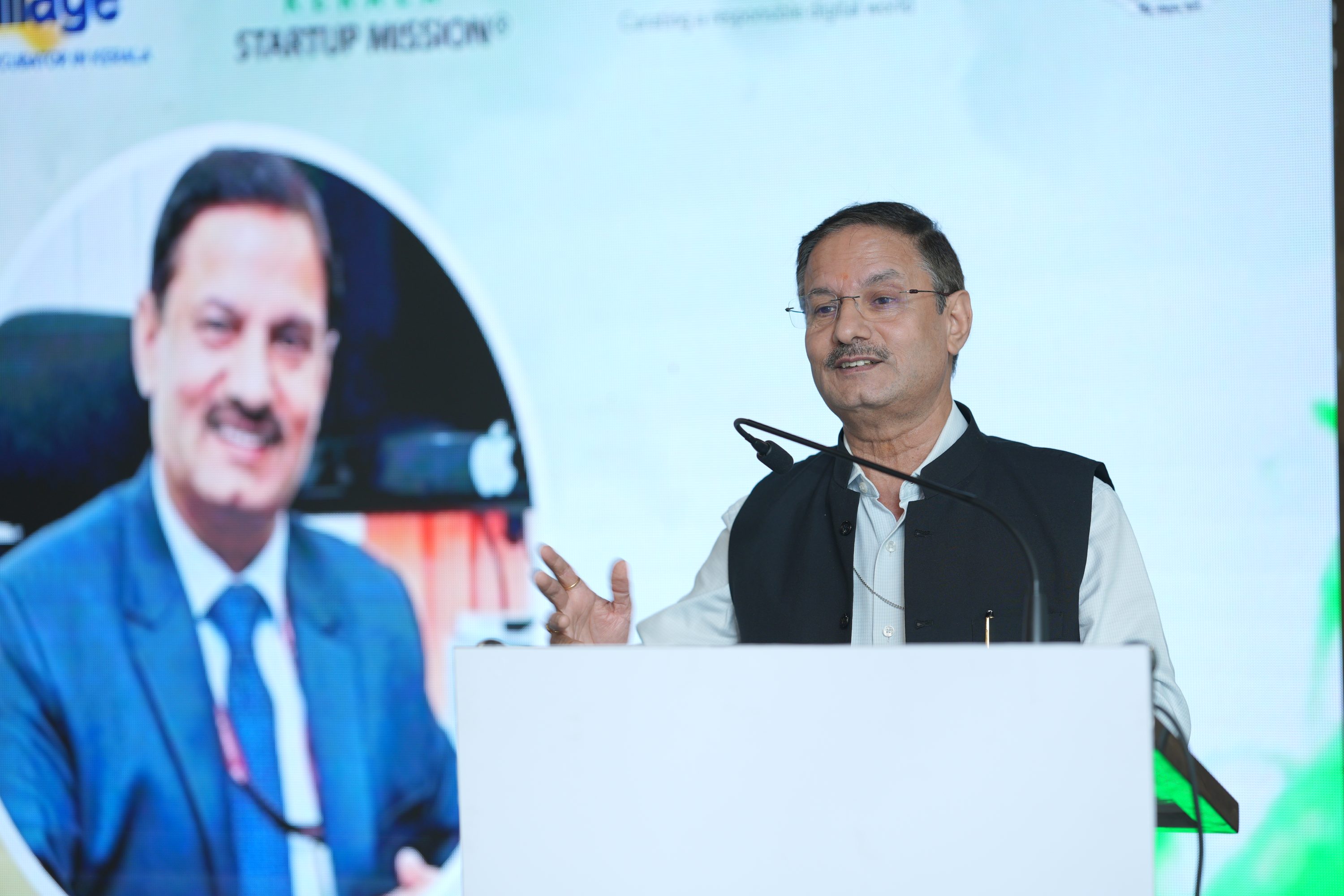 एमईआईटीवाई सचिव अलकेश कुमार शर्मा ने ‘ग्राफीन-ऑरोरा कार्यक्रम’ का किया शुभारंभ