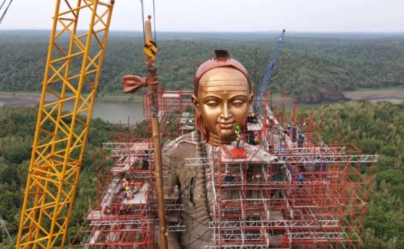 आद्य गुरु शंकराचार्य की 108 फ़ीट ऊंची अदभुत प्रतिमा का लोकार्पण, धरा से नभ तक…”अद्वेत”