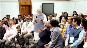 स्कूलों में देश के विभिन्न हिस्सों की संस्कृति और विविधता का जश्न मनाएं: प्रधानमंत्री