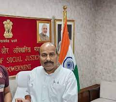टीकमगढ़ में एलिम्को के नए सहायक उत्पादन केंद्र के परियोजना कार्यालय का भूमि पूजन और उद्घाटन