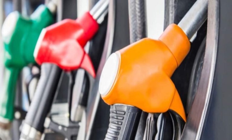 Petrol and diesel prices may reduce by Rs 10, PM Modi will give New Year gift