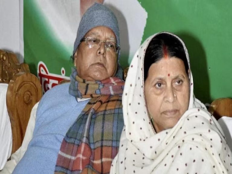 Lalu family's troubles increase in Bihar, ED takes major action against daughters including Rabri Devi