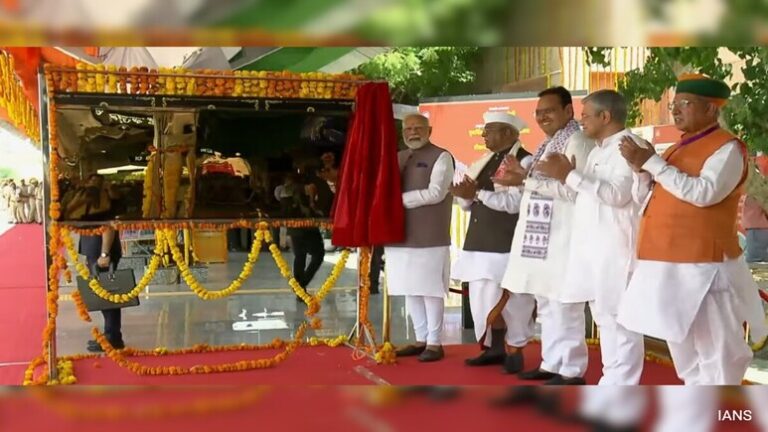 पीएम मोदी ने पश्चिम बंगाल के तीन 'अमृत भारत' रेलवे स्टेशनों का किया वर्चुअल उद्घाटन